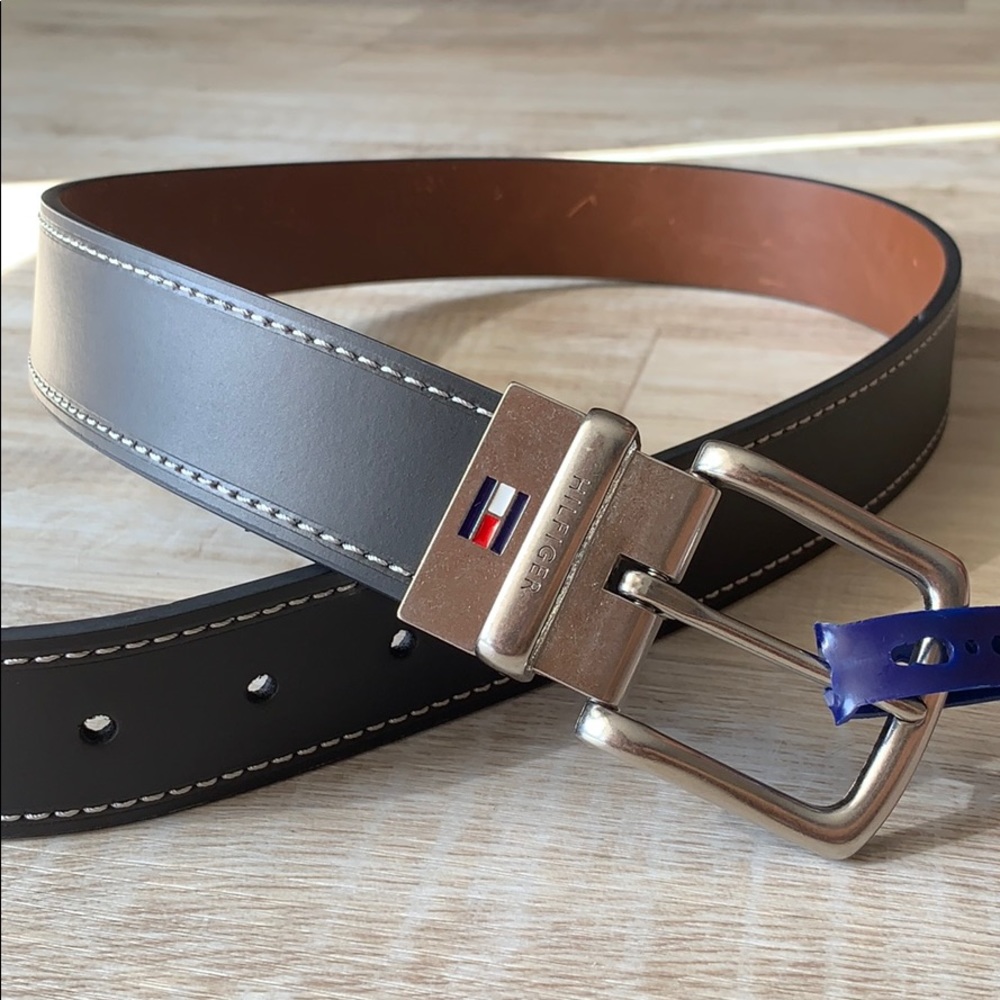 Tommy Hilfiger Reversible Black/Brown Leather Belt